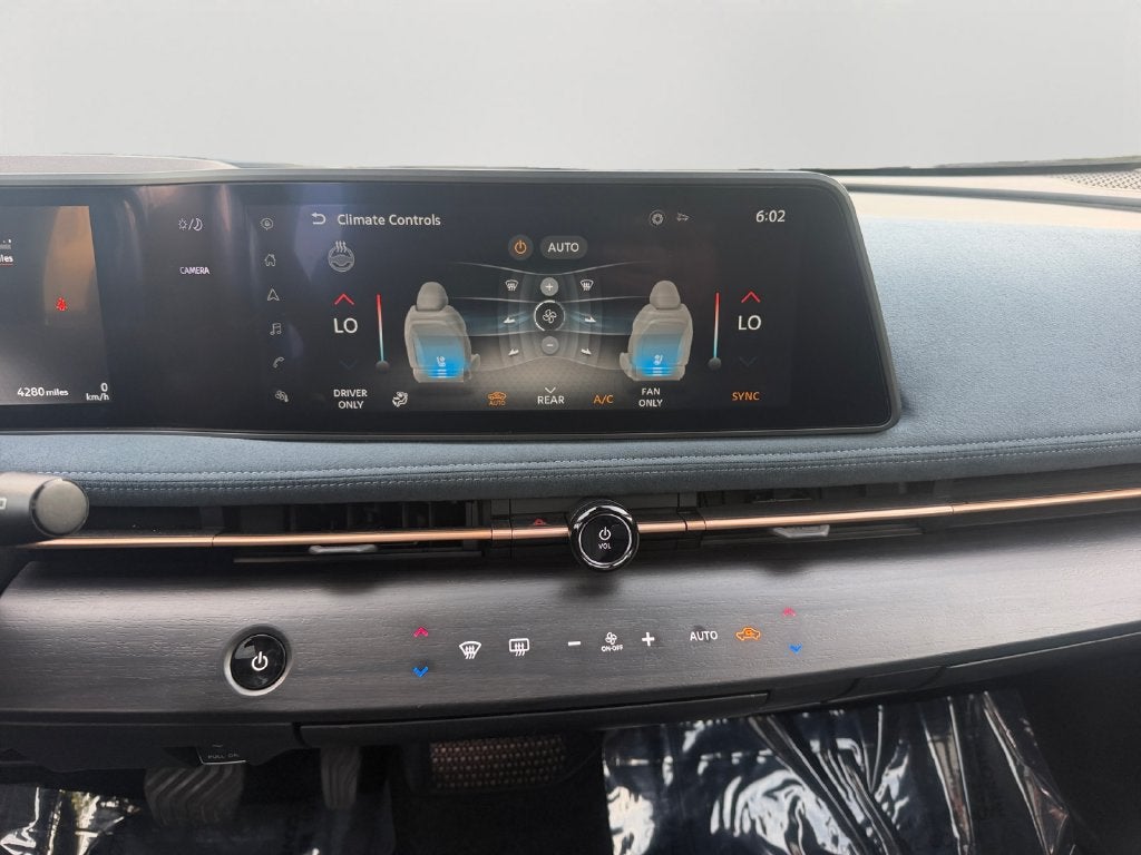 2025 Nissan Ariya PLATINUM+ e-4ORCE