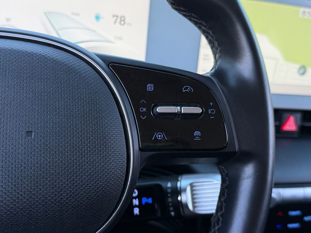 2023 Hyundai IONIQ 5 SE / One Owner