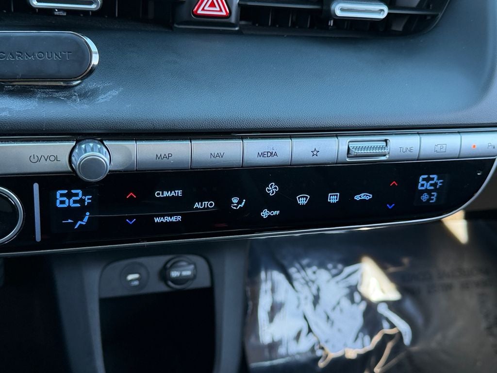 2023 Hyundai IONIQ 5 SE / One Owner