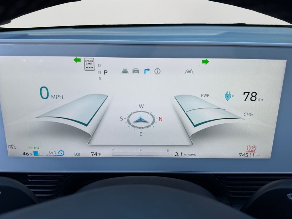 2023 Hyundai IONIQ 5 SE / One Owner