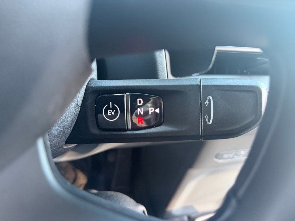 2024 Kia EV9 Wind