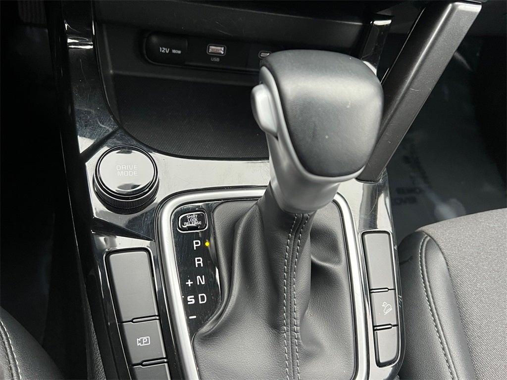 2024 Kia Seltos S / One Owner