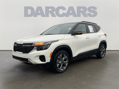 2024 Kia Seltos S / One Owner