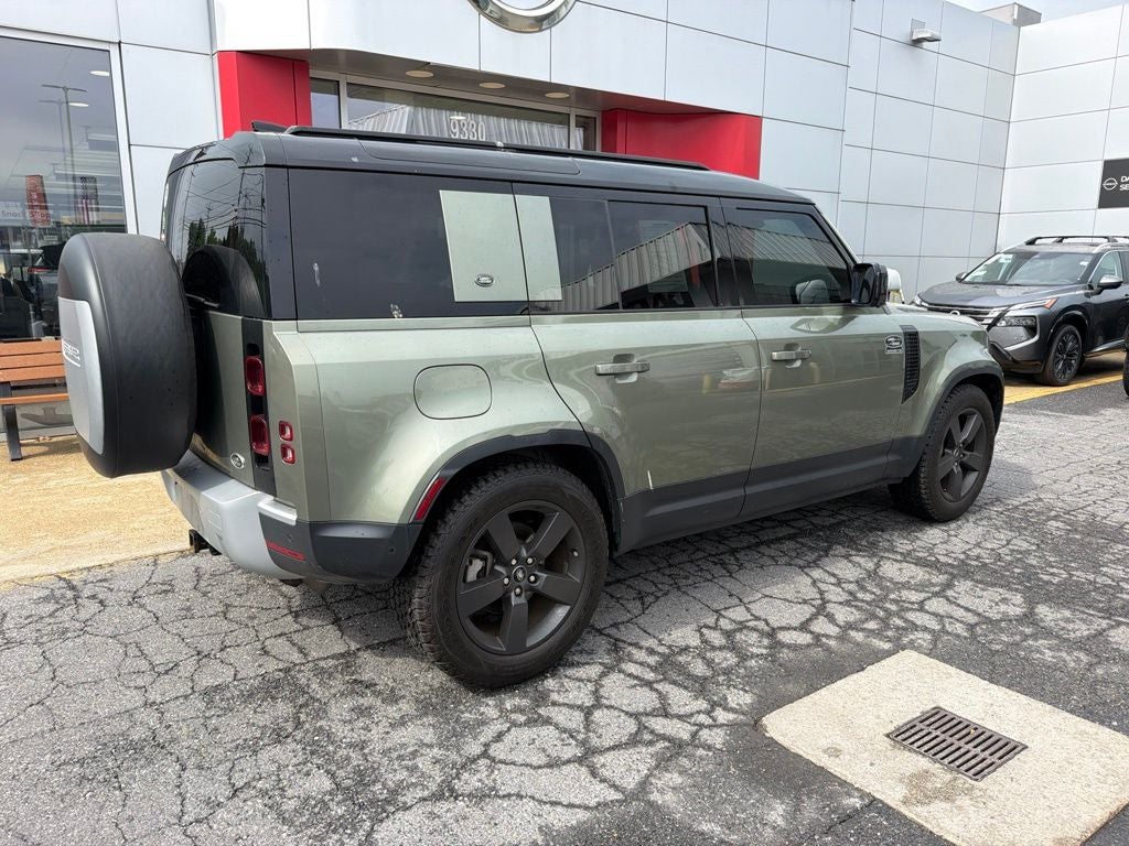 2020 Land Rover Defender 110 S / One Owner