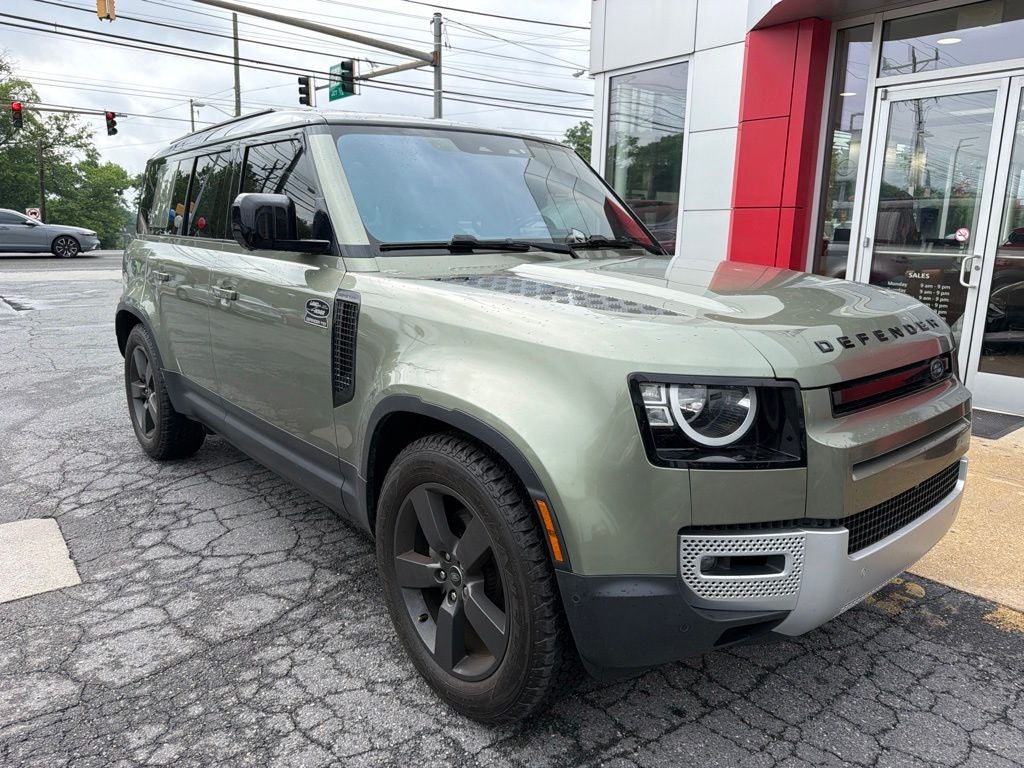 2020 Land Rover Defender 110 S / One Owner