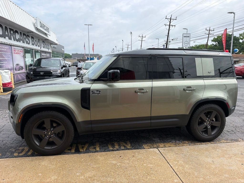 2020 Land Rover Defender 110 S / One Owner