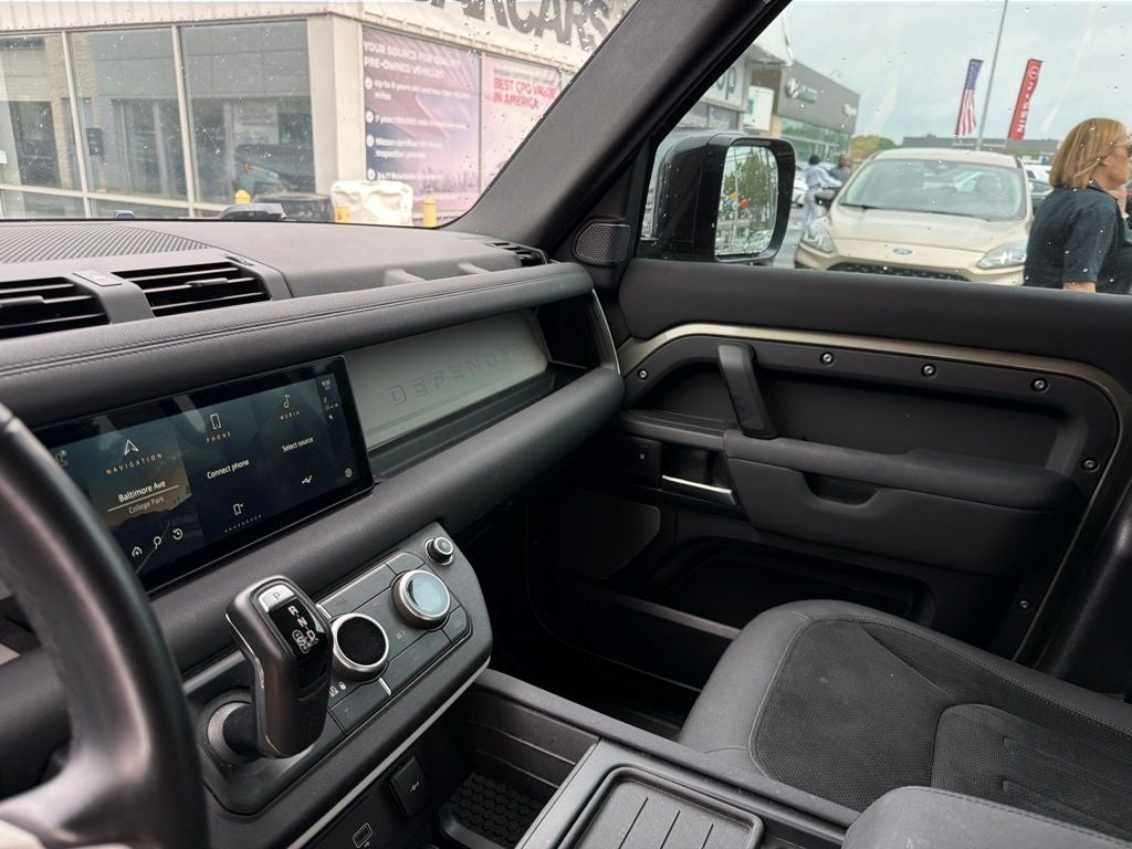 2020 Land Rover Defender 110 S / One Owner