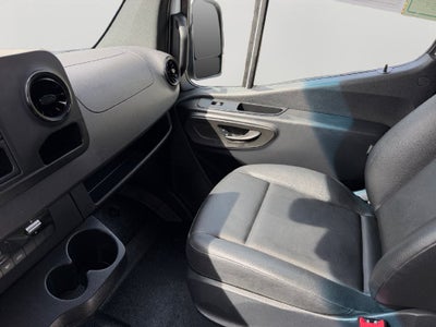 2025 Mercedes-Benz Sprinter 2500 Cargo 144 WB
