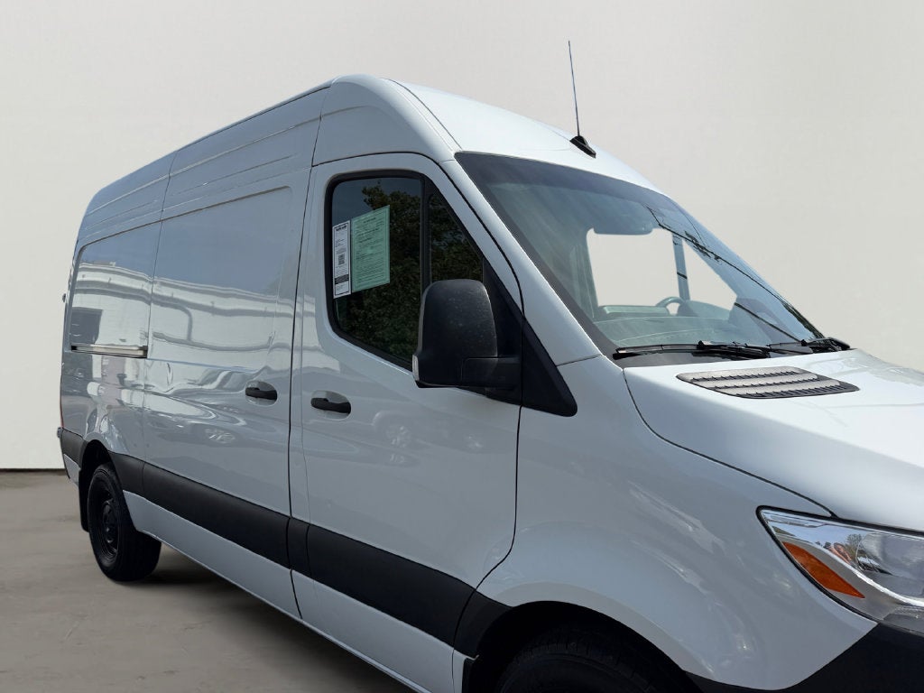 2025 Mercedes-Benz Sprinter 2500 Cargo 144 WB