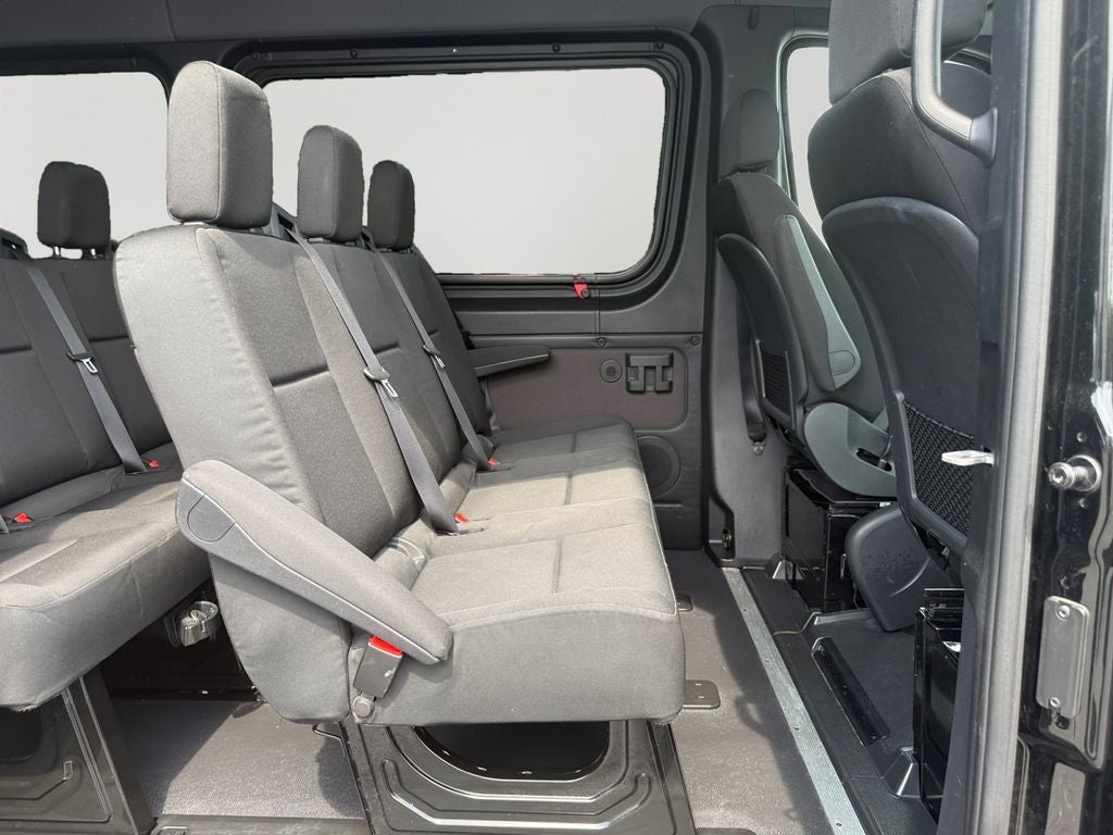 2025 Mercedes-Benz Sprinter 2500 Passenger 170 WB High Roof