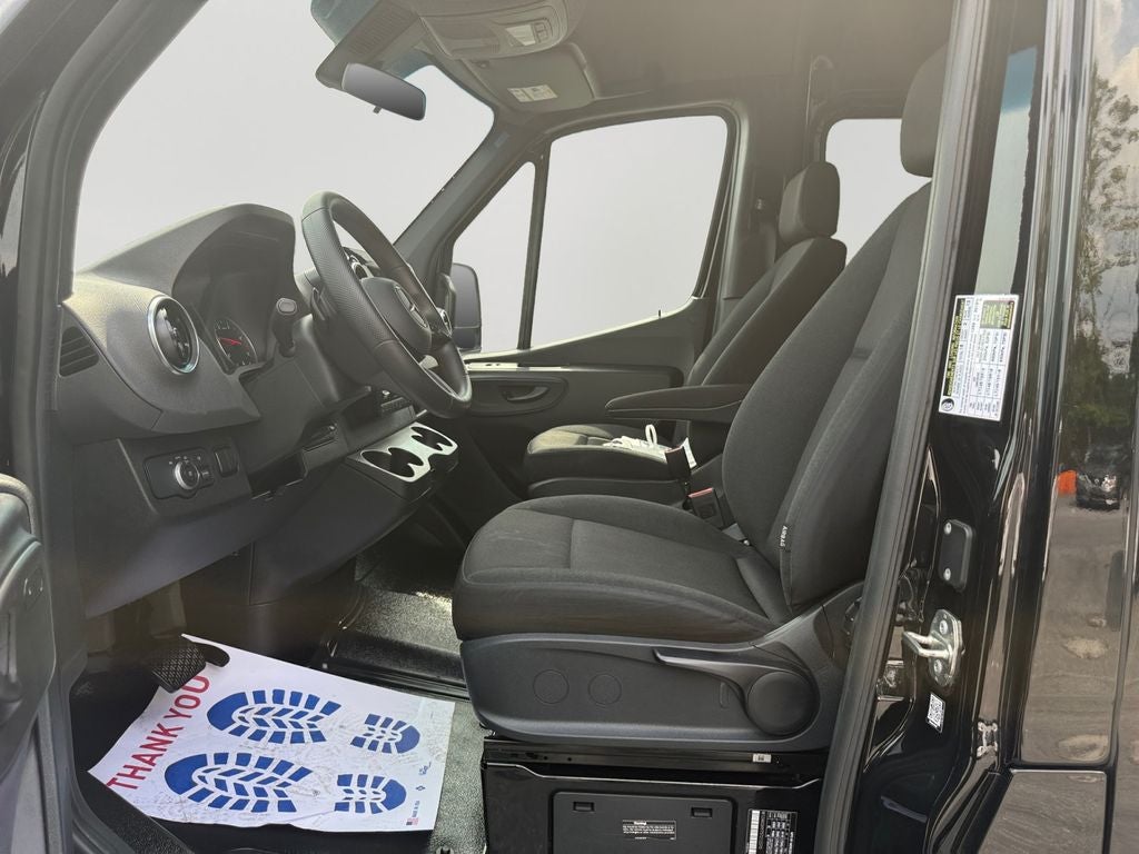 2025 Mercedes-Benz Sprinter 2500 Passenger 170 WB High Roof