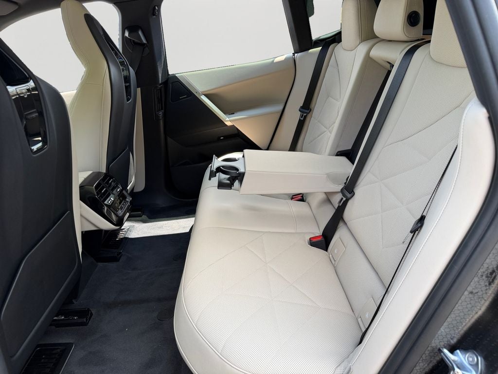 2024 BMW iX xDrive50