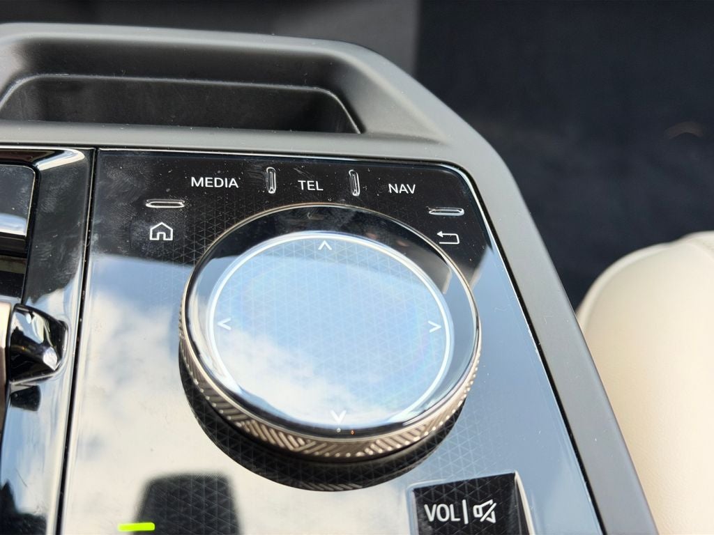 2024 BMW iX xDrive50