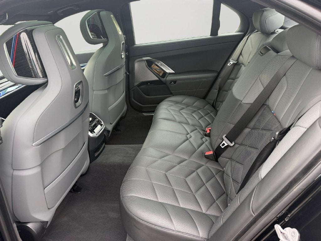 2026 BMW 7 Series 740i xDrive