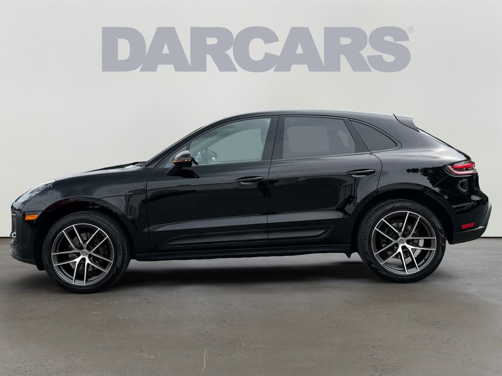 2025 Porsche Macan T
