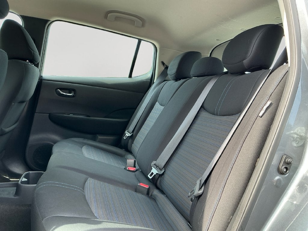 2025 Nissan Leaf S