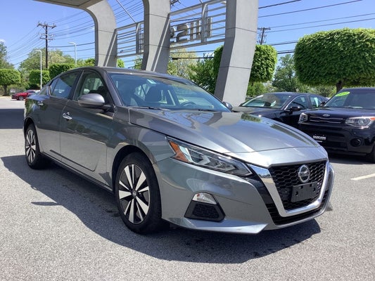 2022 Nissan Altima 2.5 SV in Silver Spring, MD - DARCARS Automotive Group