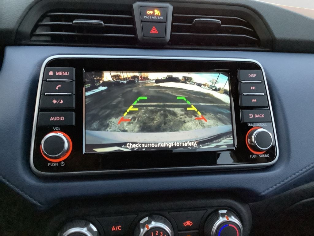 2025 Nissan Versa 1.6 SV