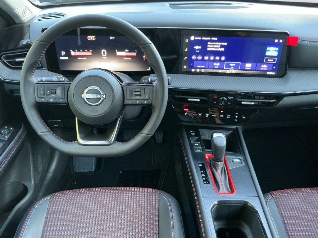 2027 Nissan Kicks SR