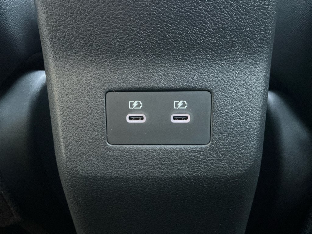 2027 Nissan Kicks SR