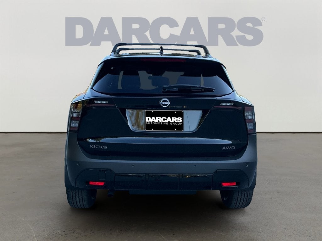 2027 Nissan Kicks SR