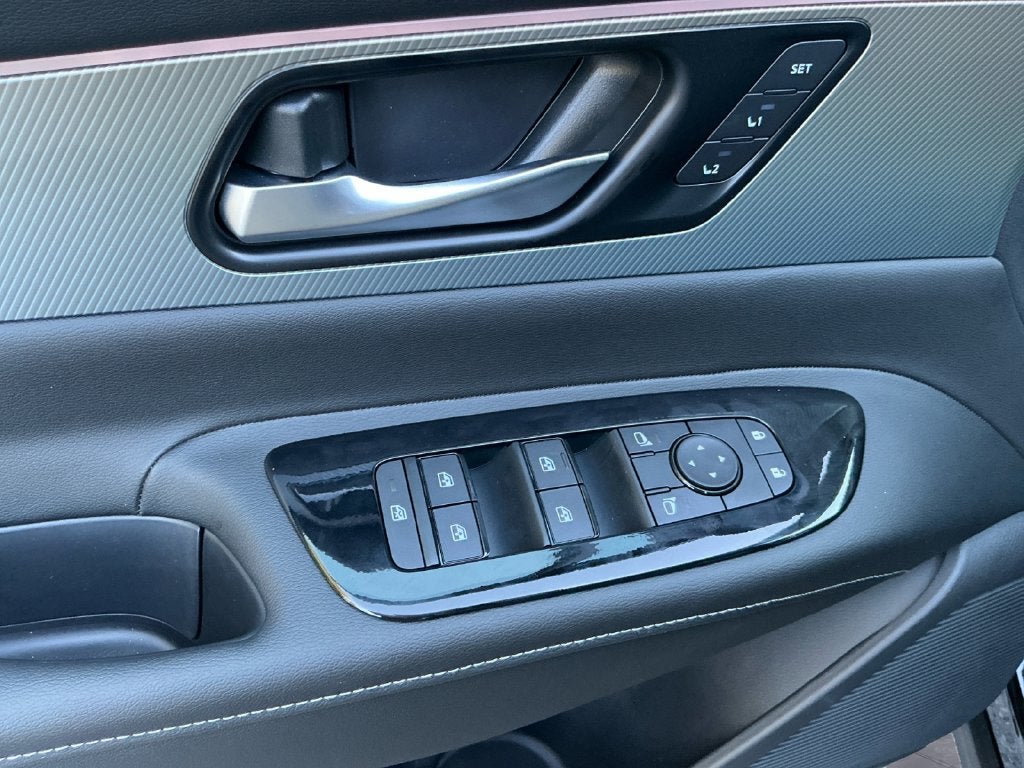 2027 Nissan Murano Dark Armor