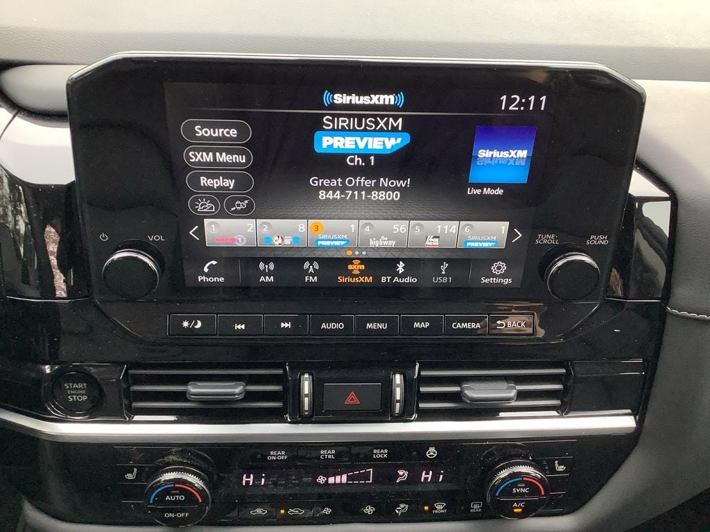 2025 Nissan Pathfinder SL