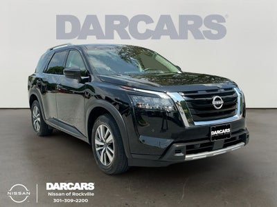 2025 Nissan Pathfinder SL