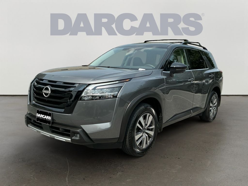 2022 Nissan Pathfinder SL