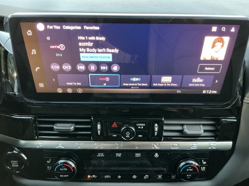 2026 Nissan Pathfinder Platinum