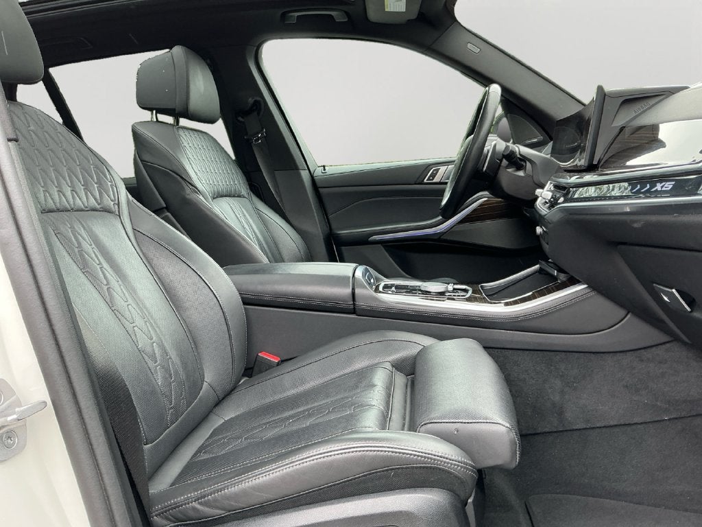 2025 BMW X5 xDrive50e