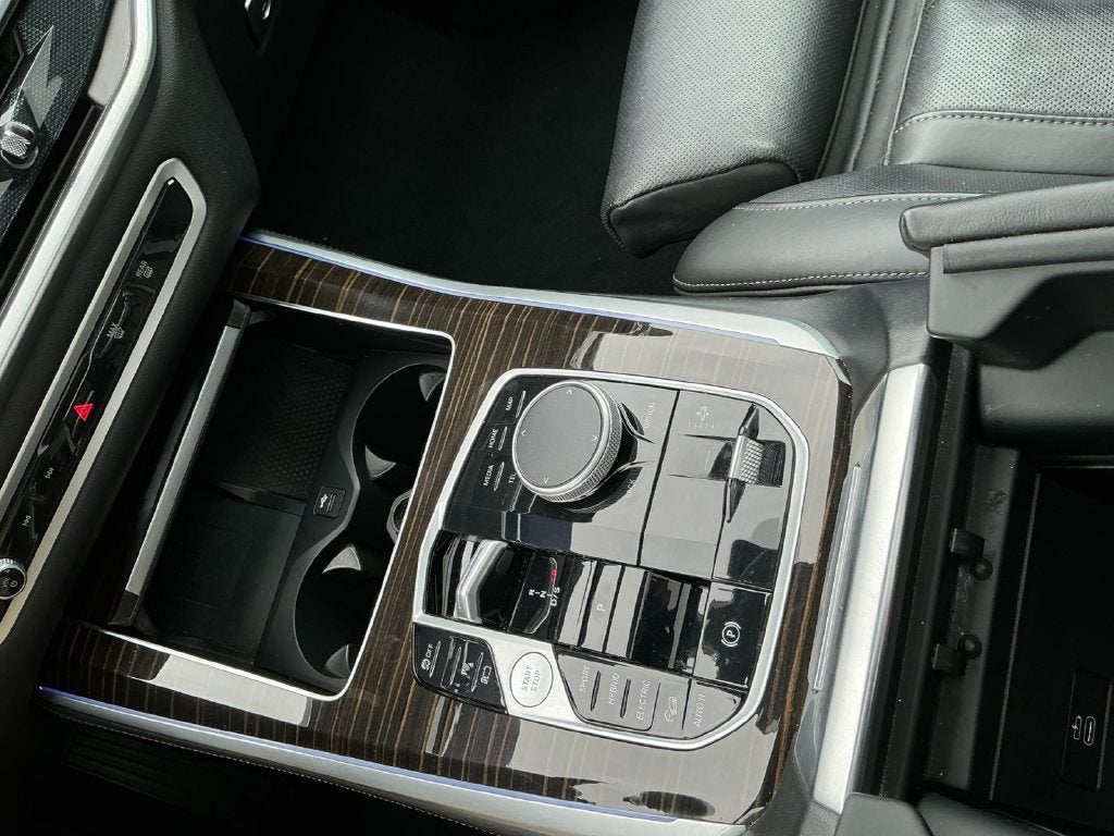 2025 BMW X5 xDrive50e
