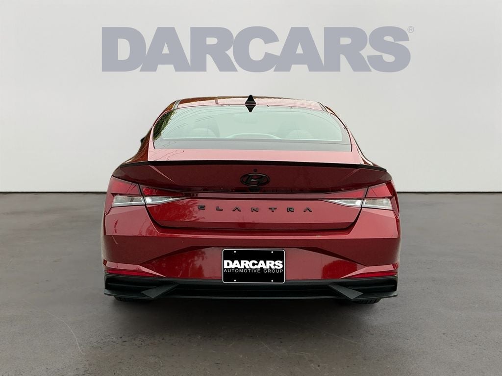 2023 Hyundai Elantra SE