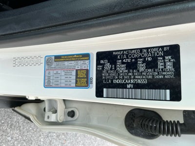 2024 Kia Seltos S Two Tone Paint