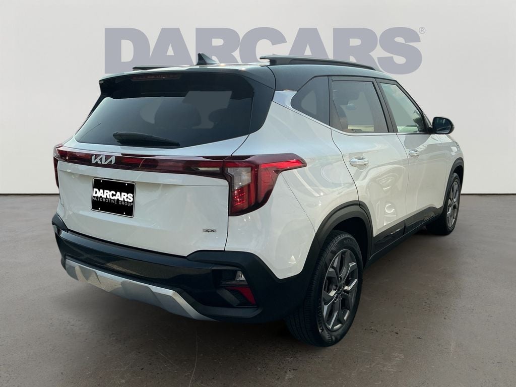 2024 Kia Seltos S Two Tone Paint