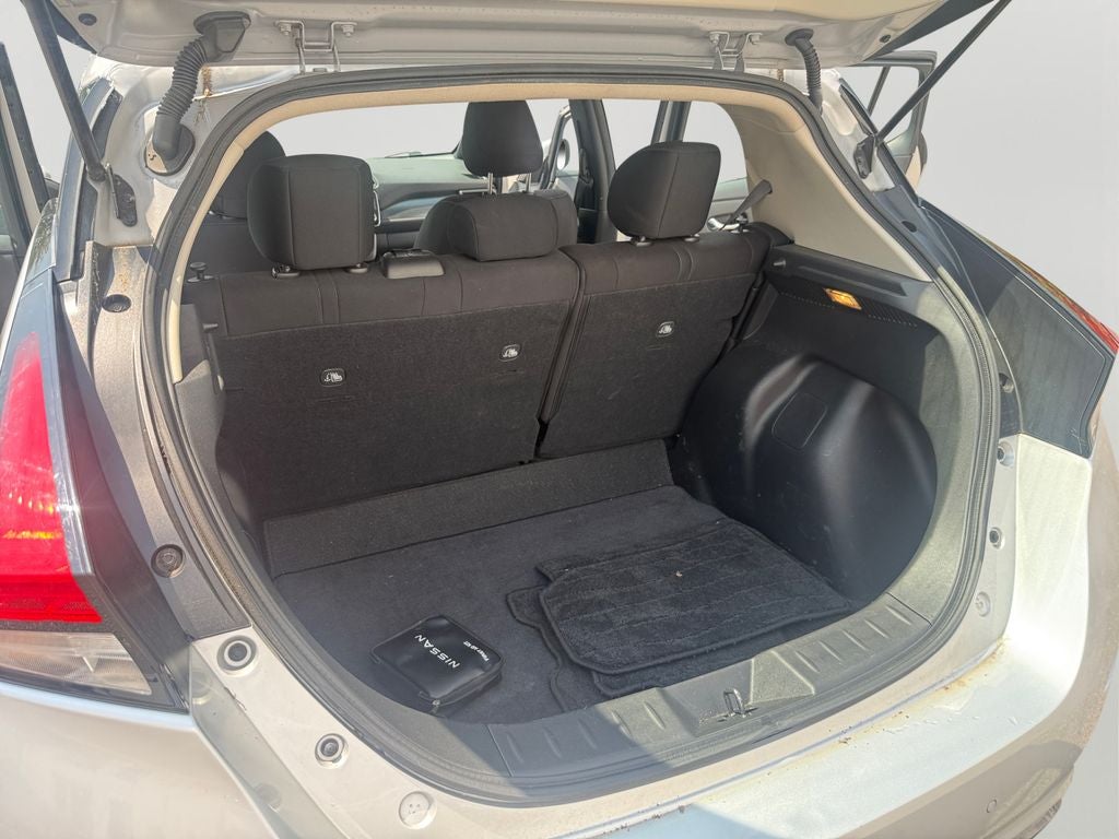 2023 Nissan Leaf S