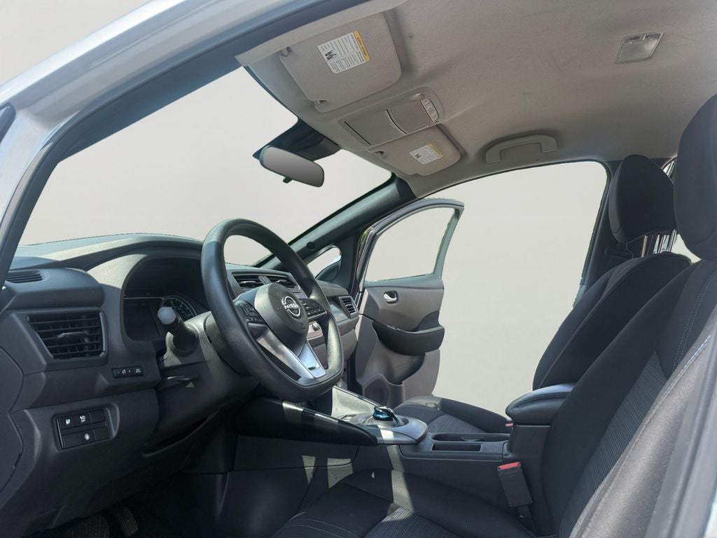 2023 Nissan Leaf S