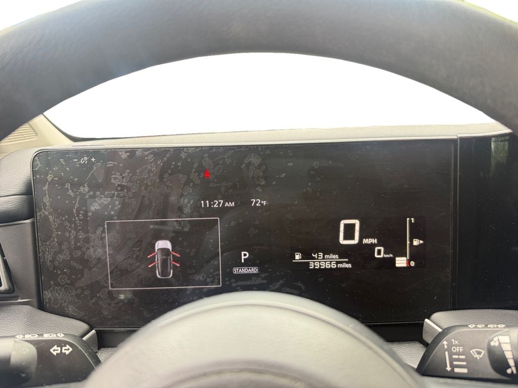 2025 Nissan Kicks S