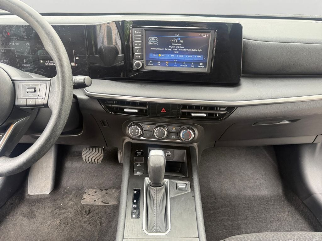 2025 Nissan Kicks S