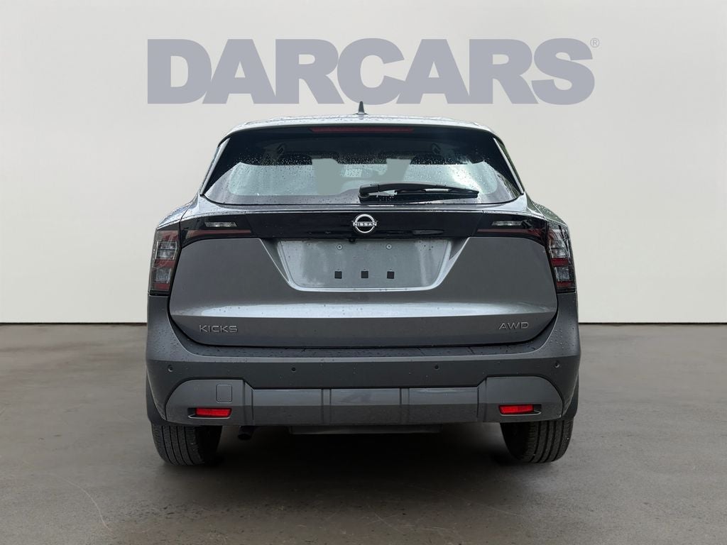 2025 Nissan Kicks S