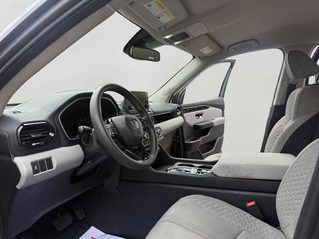 2023 Honda Pilot LX