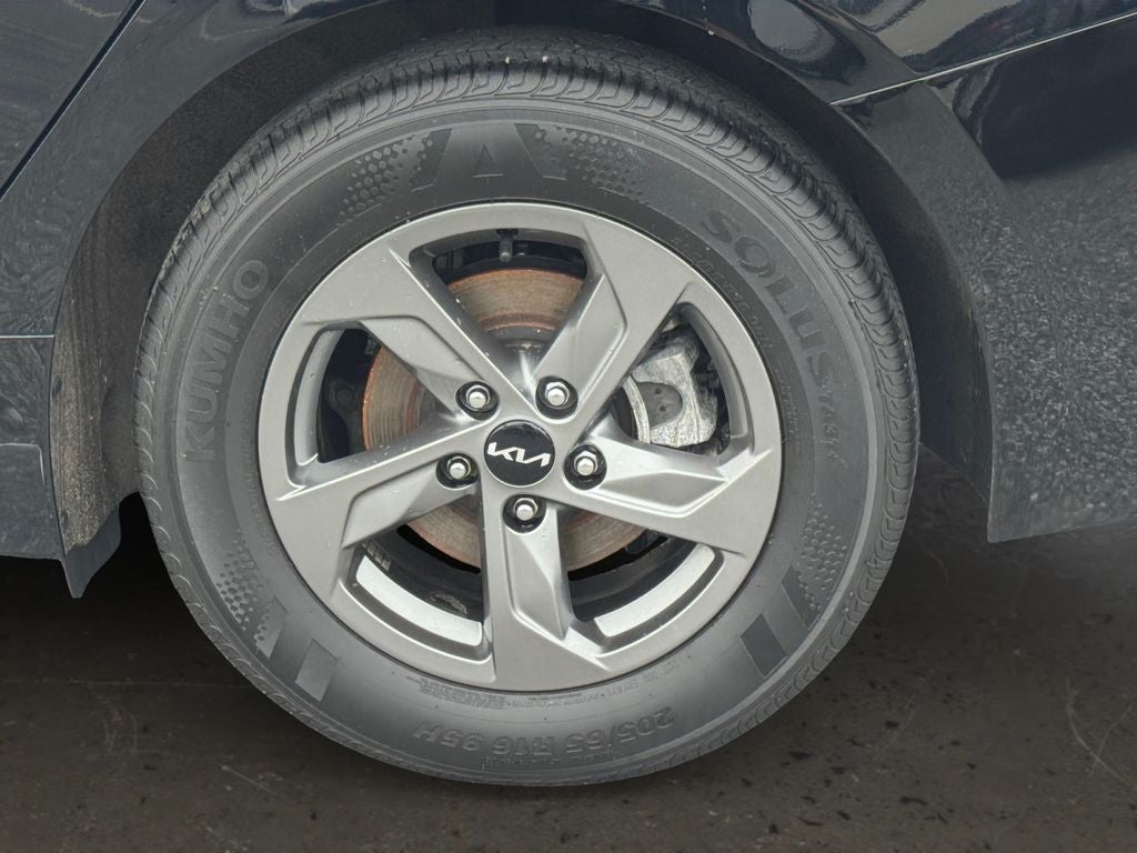 2022 Kia K5 LXS