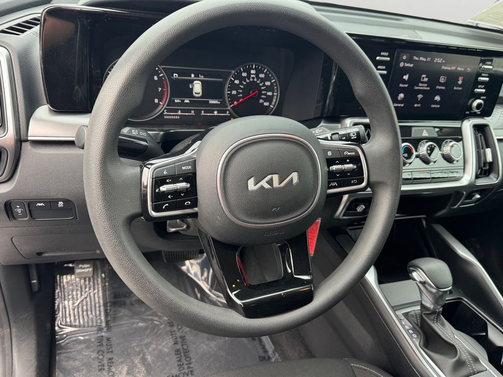 2023 Kia Sorento LX