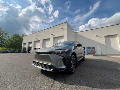2025 Toyota bZ4X XLE
