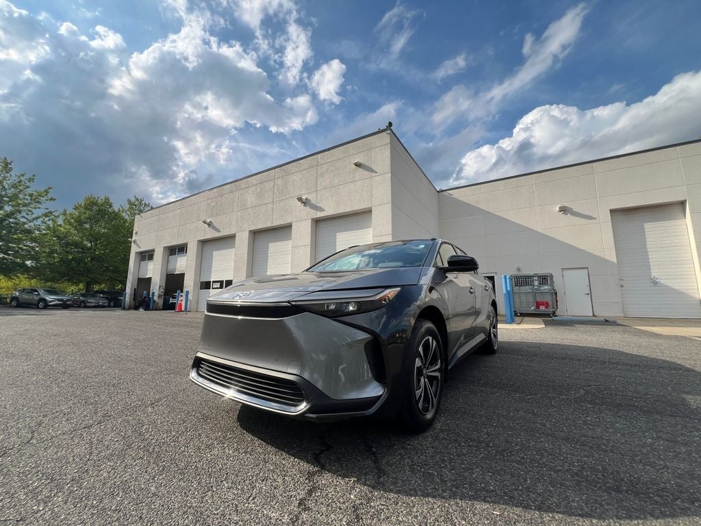 2025 Toyota bZ4X XLE
