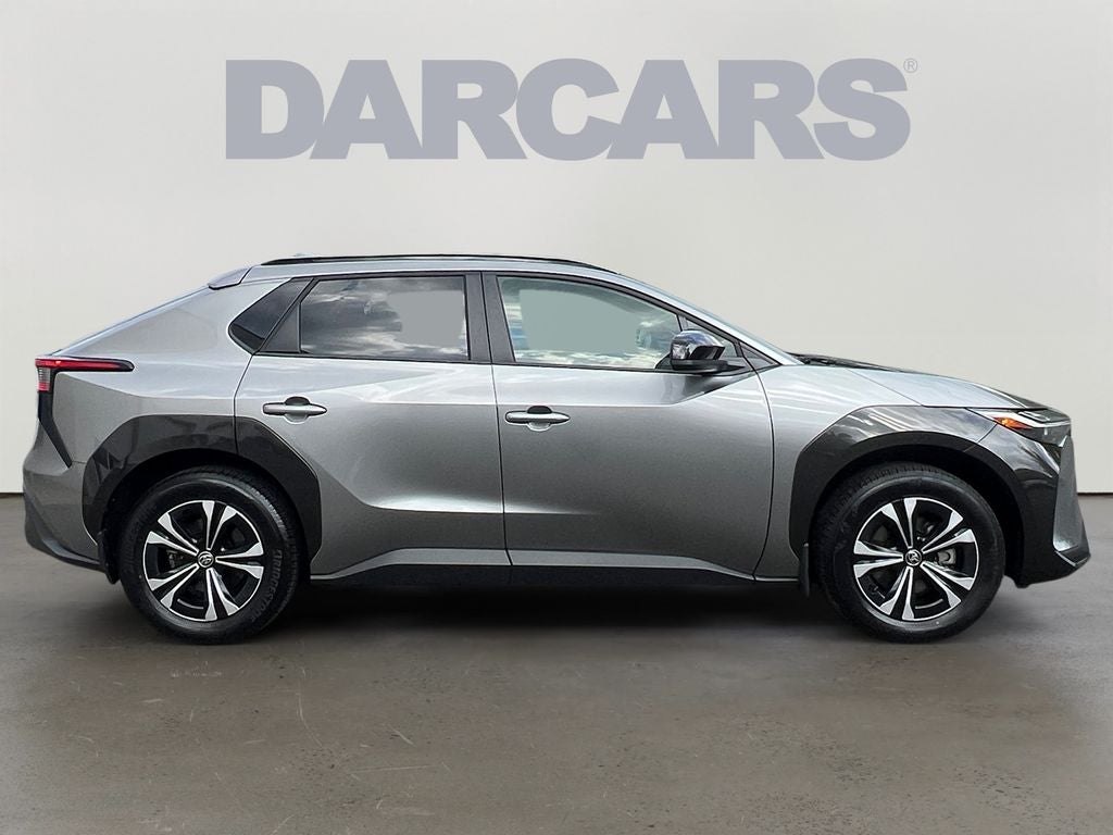 2025 Toyota bZ4X XLE