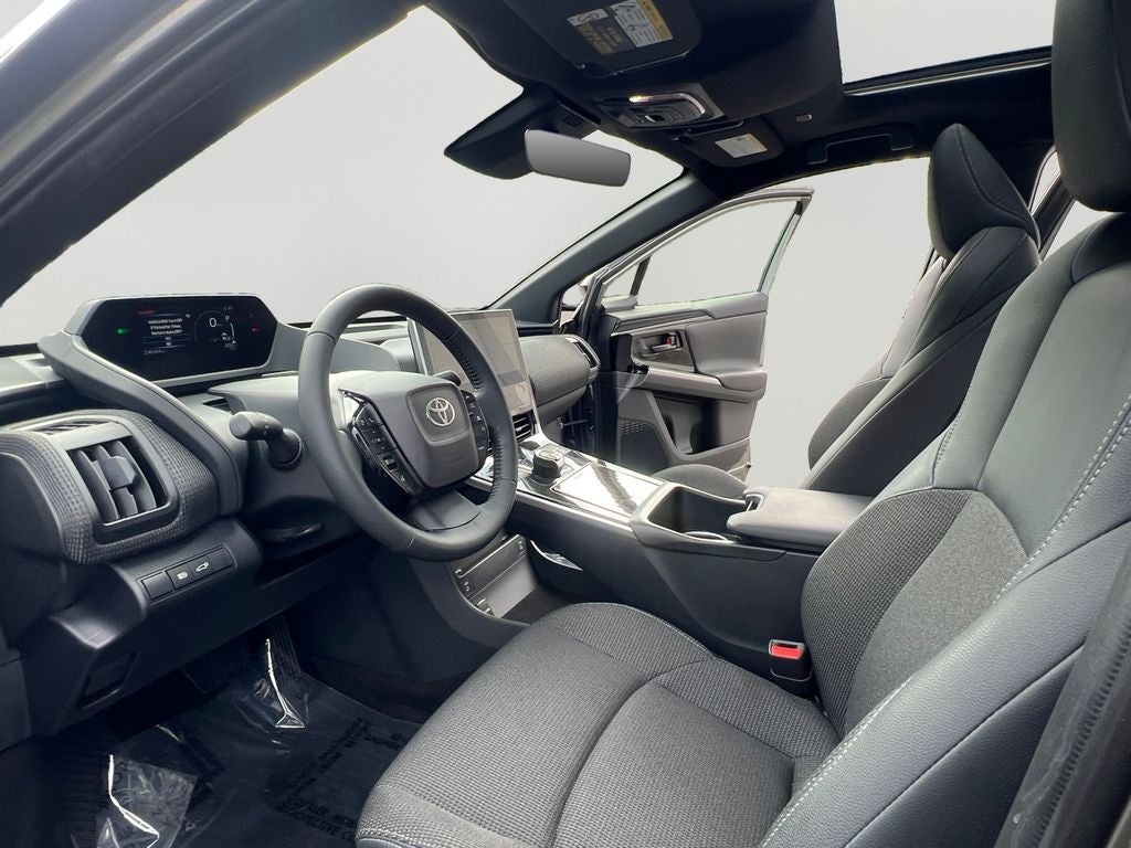 2025 Toyota bZ4X XLE