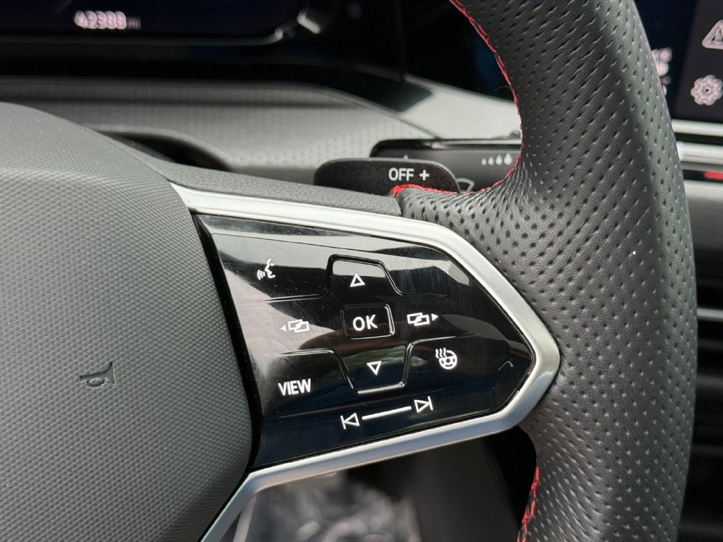 2023 Volkswagen Golf GTI Autobahn
