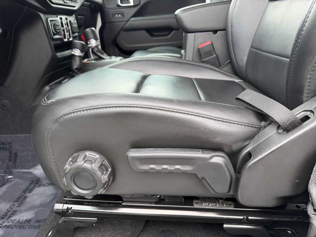 2021 Jeep Wrangler Unlimited Sahara Altitude