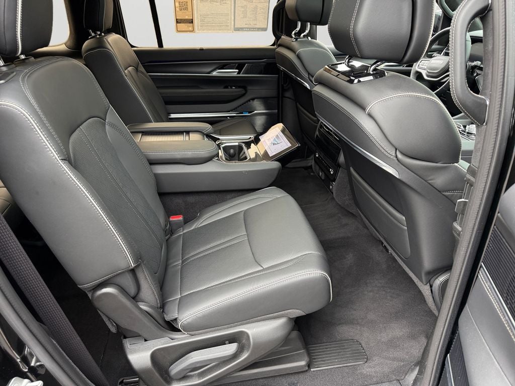 2024 Jeep Grand Wagoneer Series II